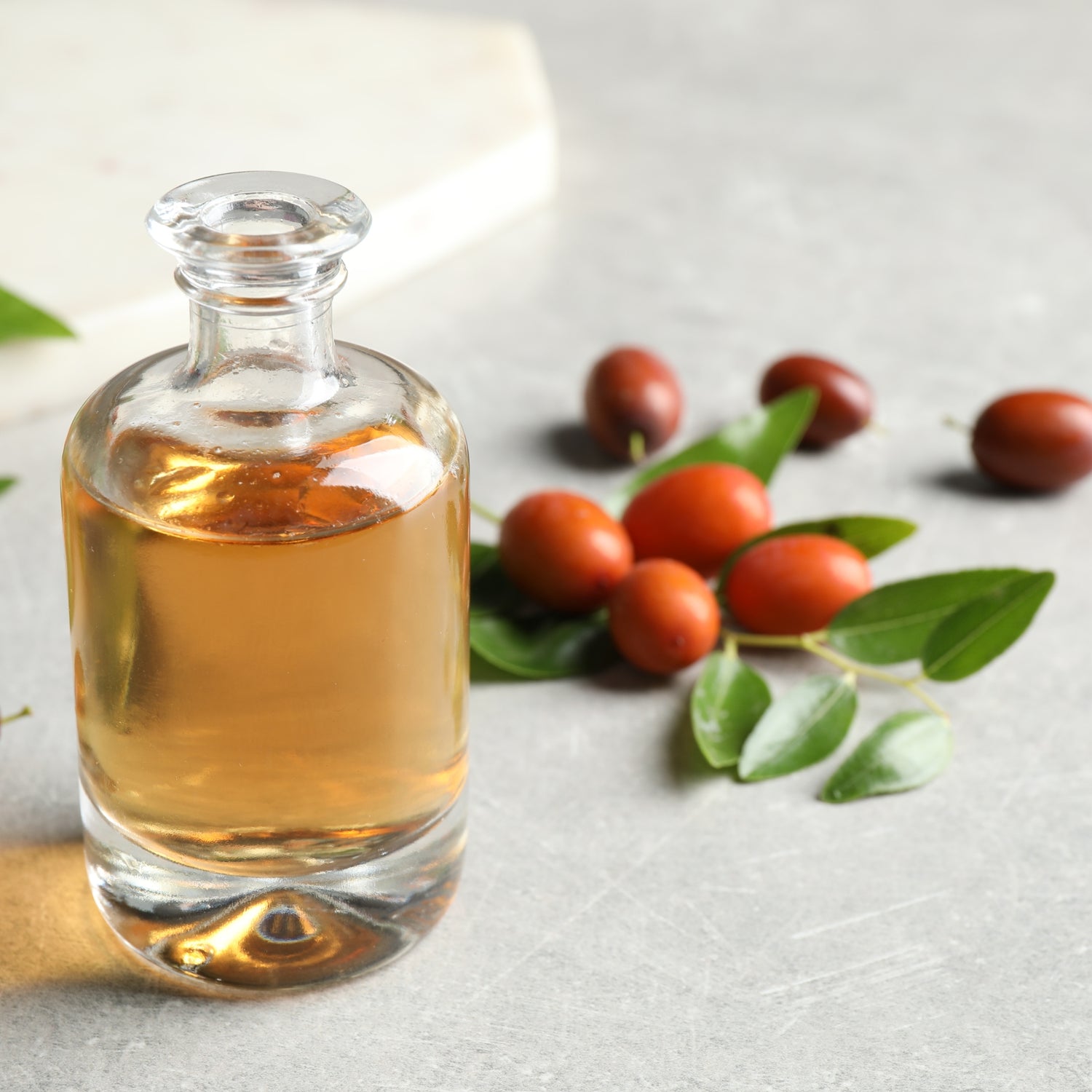 The Incredible Benefits of Jojoba Oil for Your Skin